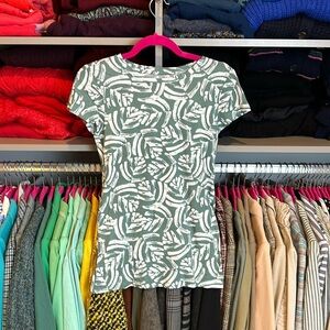Loft sage and white print short sleeve scoop neck t shirt size XS​